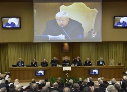 Il cardinale Bassetti durante l'Assemblea generale della Cei (foto Siciliani)